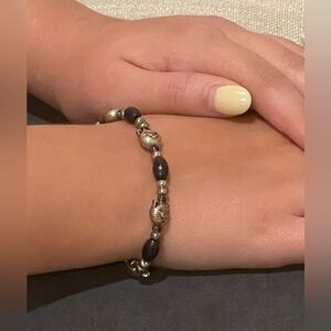 Cat bracelet - handcrafted, beaded.